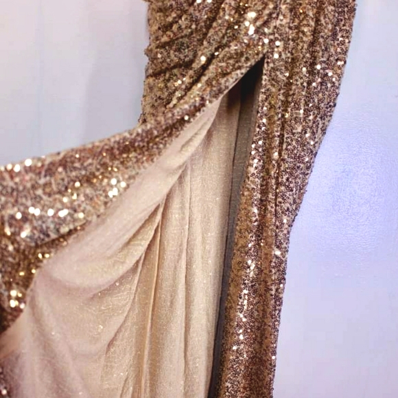 $899 NWT Badgley Mischka Gold Sequins Maxi Gown 14 - Picture 9 of 13